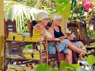 Ayurvedic Spa Massage and Herbal Garden Tour in Ahungalla