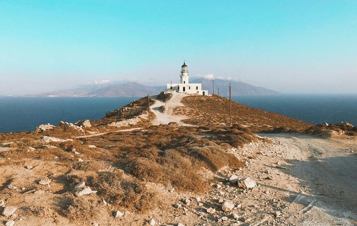 8 Must-Sees by Van: Shore Excursion for Cruise Passengers