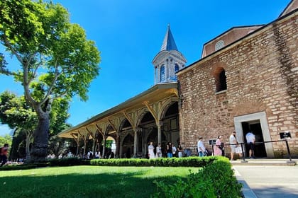 Topkapi Palace with Harem and Blue Mosque Guided Tour