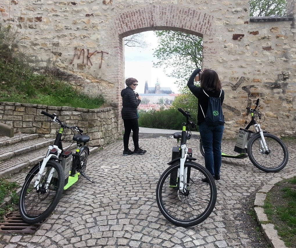 Prague 1,5-Hour Panoramic E-Scooter Tour 9