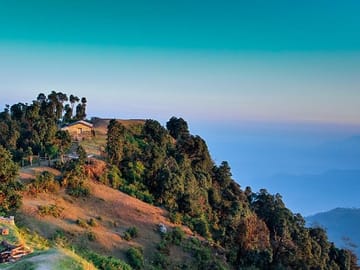 19 Days Mera Peak Climbing & Expedition – One Life-Changing Himalayan Adventure