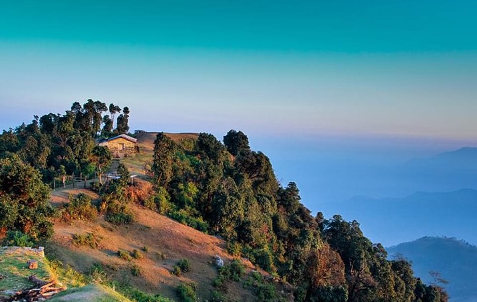 7 Days of Tranquility: Australian Camp Easy Trek & Nature Escape