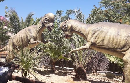 Family Day Tour: CRETAquarium, Dinosauria Park & Heraklion
