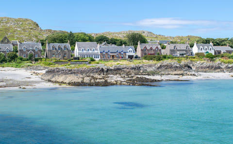 Four-Day Mull, Iona and Staffa Puffin Adventure Tour