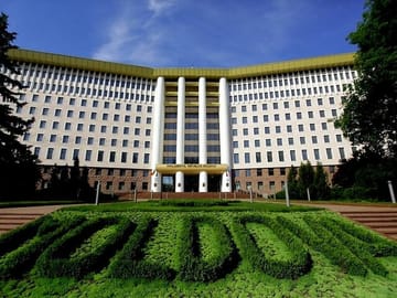 Private 2.5-Hour Walking Tour of Chișinău Landmarks