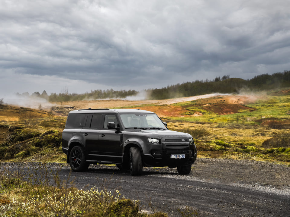 DT 601 Private Golden Circle SUV Express — Superjeep.is