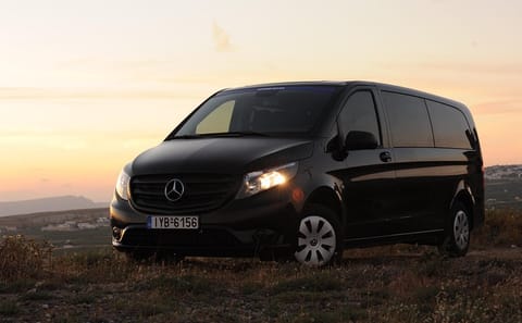 Private Direct Transfer from Santorini Airport to Your Destination