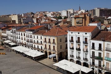 Explore Caceres' Medieval Heritage: Old Town and Cathedral Tour