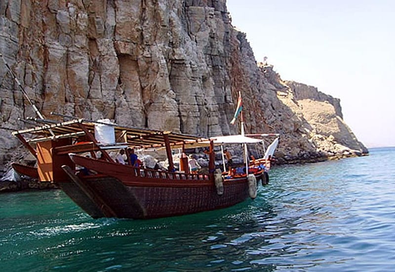 Dubai : The Amazing Khasab Dolphin Watching Day Tour with Snorkeling & Lunch 3