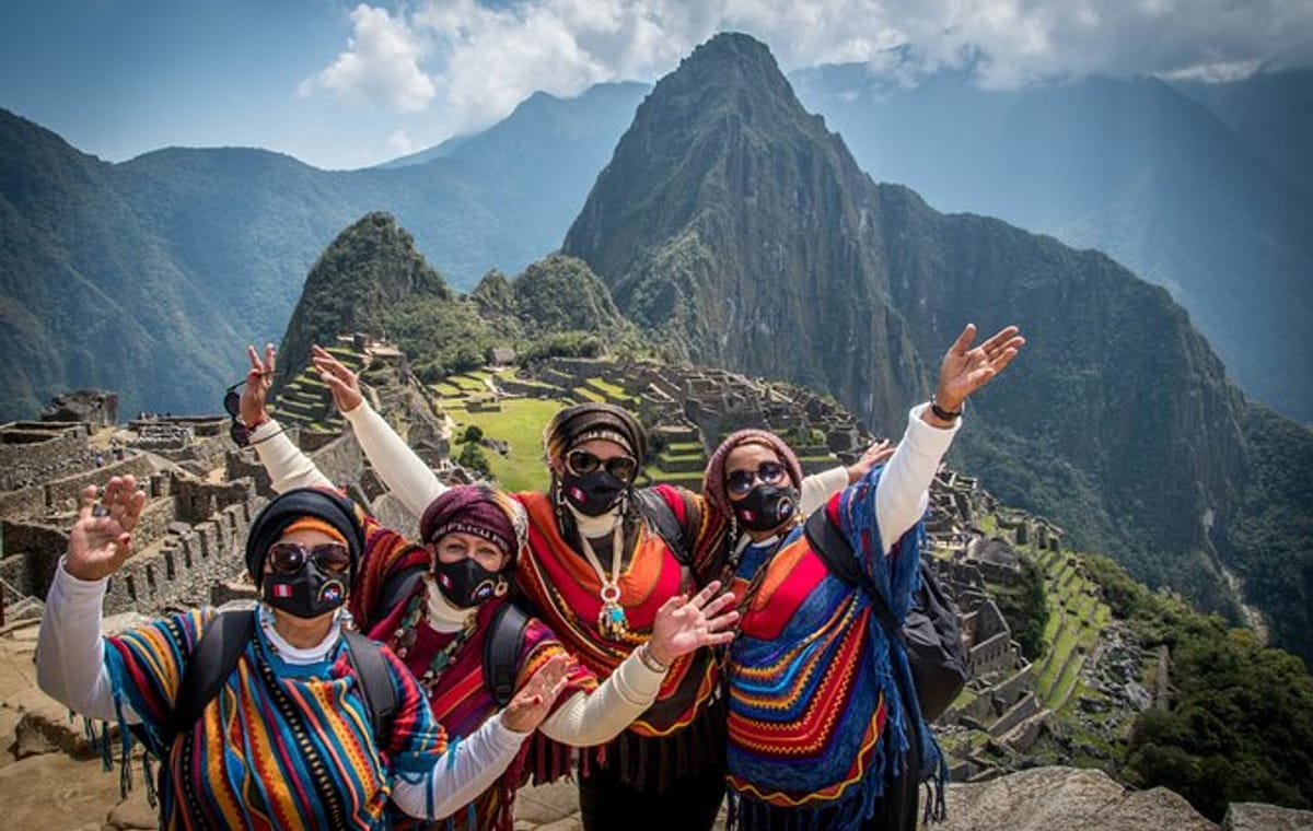 Cus-03 –  Machu Picchu 2 Days by Car (Custom-made options)