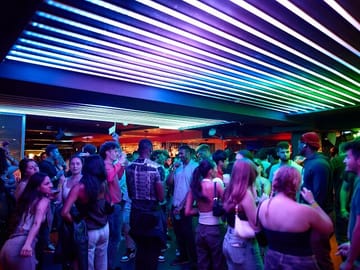Florence Nightlife Walking Tour with Club Entry and Shots