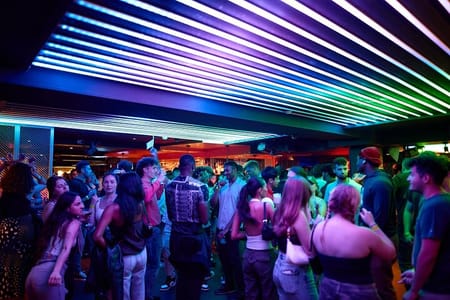 Florence Guided Party Crawl with Shots and Club Entry