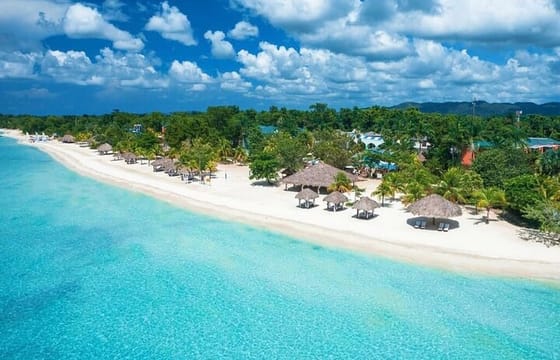 7 Miles Beach in Negril: Snorkeling, Boat Ride and Rick’s Cafe