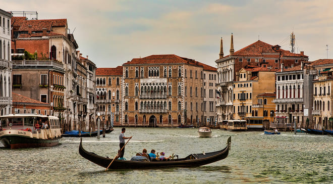 Venice Walking Tour and Gondola Ride 5