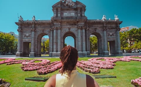 Madrid to Porto Tour with Stops in Salamanca and Ávila