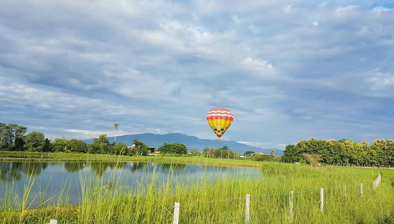 Balloon Adventure - Standard Package "Joined Basket Balloon Ride" 6