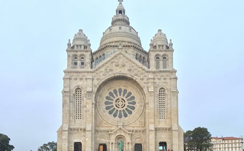 Private Tour Santiago de Compostela & Viana do Castelo from Porto