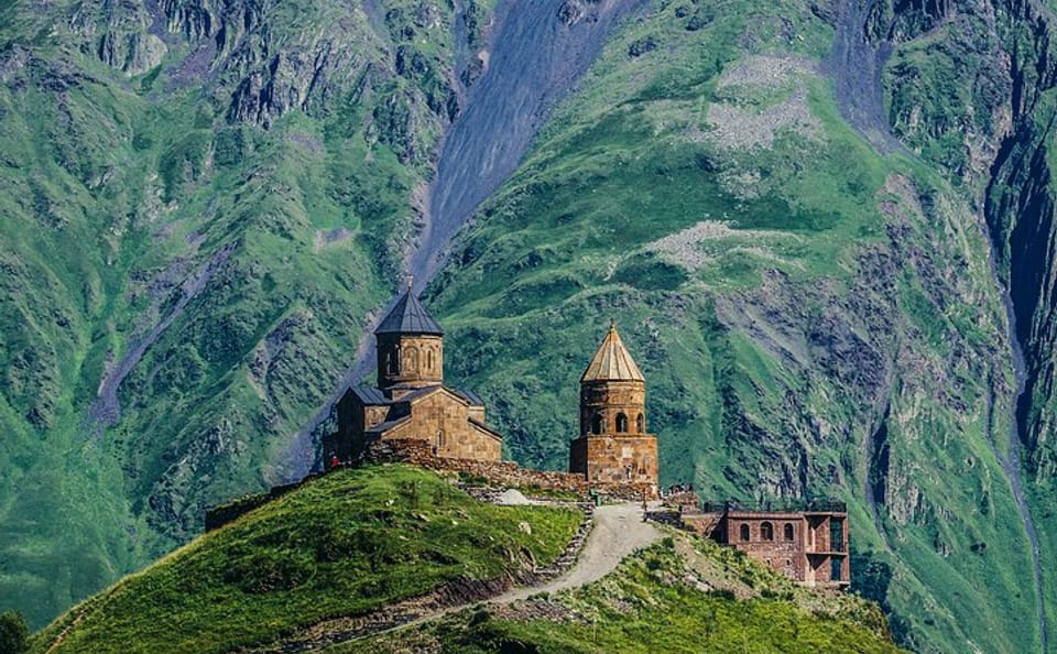 Full Day Adventure from Tbilisi to Kazbegi and Ananuri