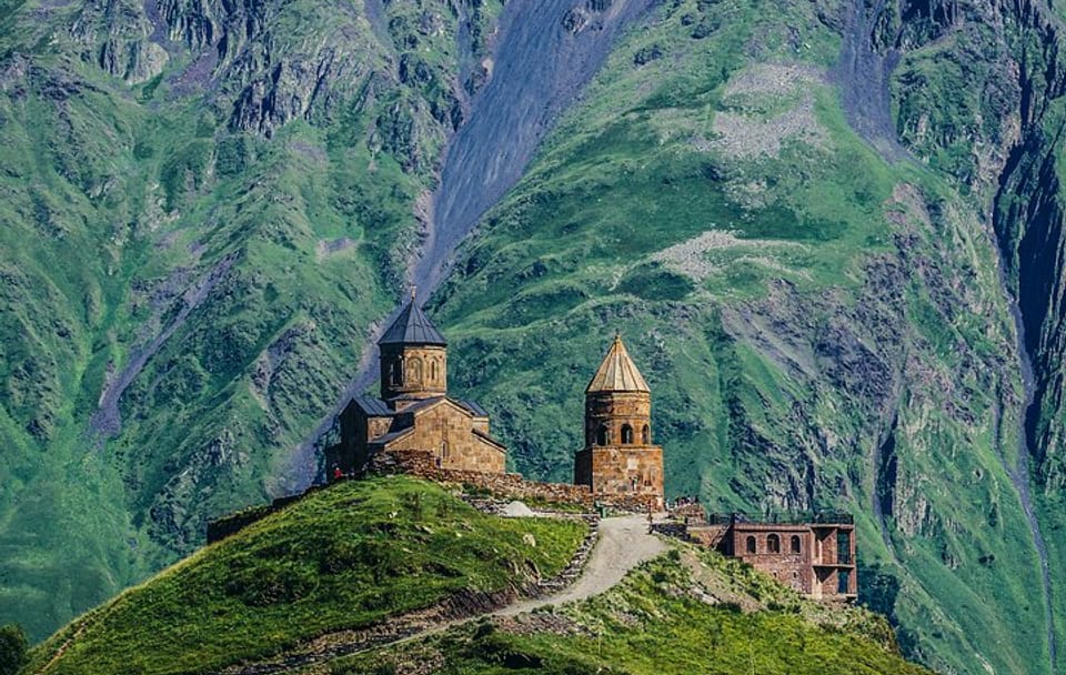 Full Day Adventure from Tbilisi to Kazbegi and Ananuri