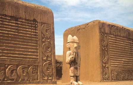 Chan Chan Ruins and Huanchaco Beach Tour in Trujillo