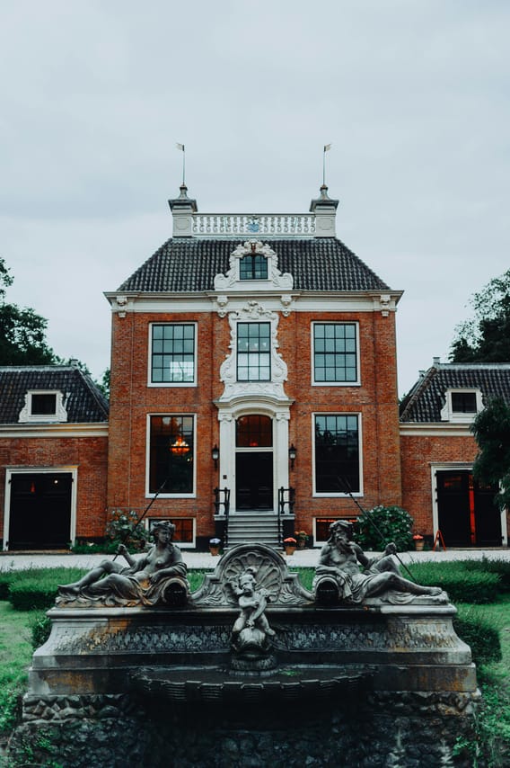 Weesp & Loenen aan de Vecht Private Tour – Premium Car & Official Guide 10