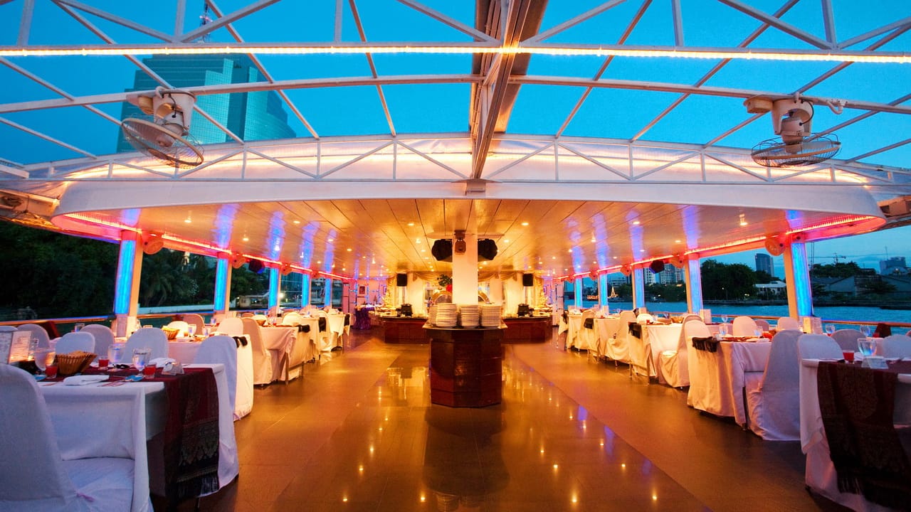 Chaophraya Cruise - Amazing Dinner Cruise 6