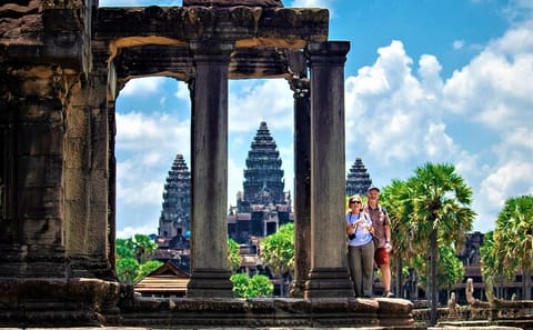 Private 2-Day Guided Tour of Angkor Temples in Siem Reap