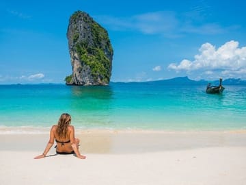 Krabi 4 Islands Day Trip by Speedboat Including Lunch Box