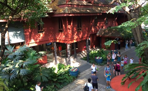 Jim Thompson House and Suan Pakkard Palace Tour in Bangkok