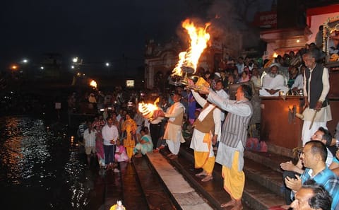 Dehradun to Rishikesh: Transfers, Hotel, and Sightseeing Tour