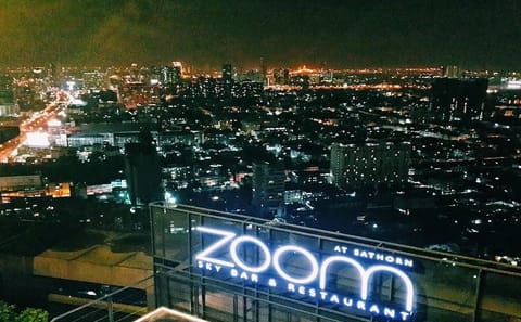 Fine Dining Experience at Zoom Rooftop Skybar in Bangkok
