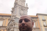 Naples Heritage & Flavors: Walking Tour & Gourmet Lunch & Wine 4