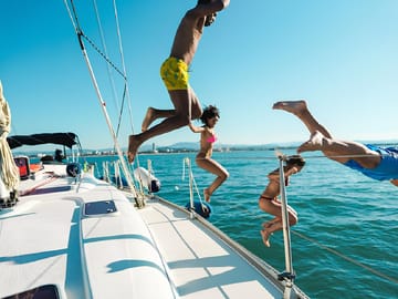 Fishing and Coastal Adventure Boat Trip in Agadir, Morocco