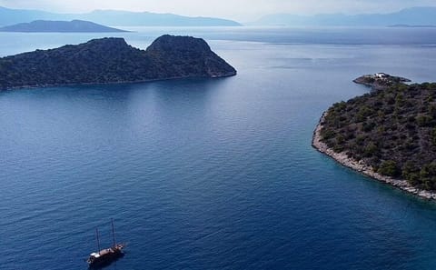 Three Islands Cruise in the Saronic Gulf from Piraeus