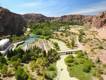 Full Day Tour of Florentino Ameghino Dam from Puerto Madryn