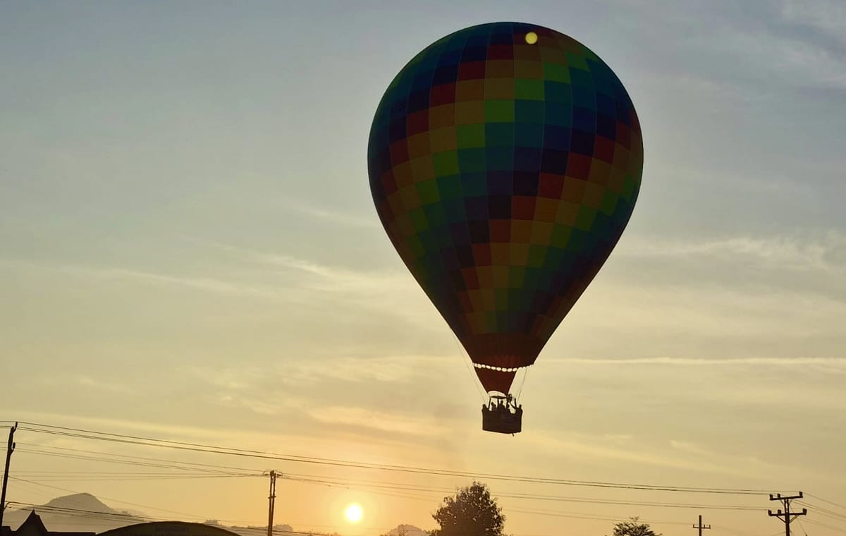 Vangvieng Climbing & Ballon (Departure from Vientiane)