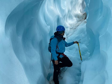 Hidden Ice Cave & Glacier Hike - Full Day (Winter), photo 10