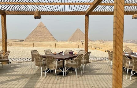 Great Pyramids Tour with Lunch in Giza, Cairo