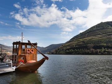 Pinhao Quay - Rabelo boat