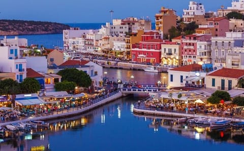 Spinalonga Island and Coastal Towns Tour from Heraklion