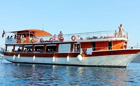 Orak Island Cruise from Bodrum with Swimming and Lunch