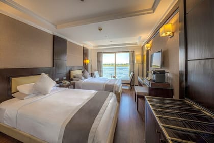 4 Days Nile Cruise Aswan Luxor Hot Air Balloon with Abu Simbel