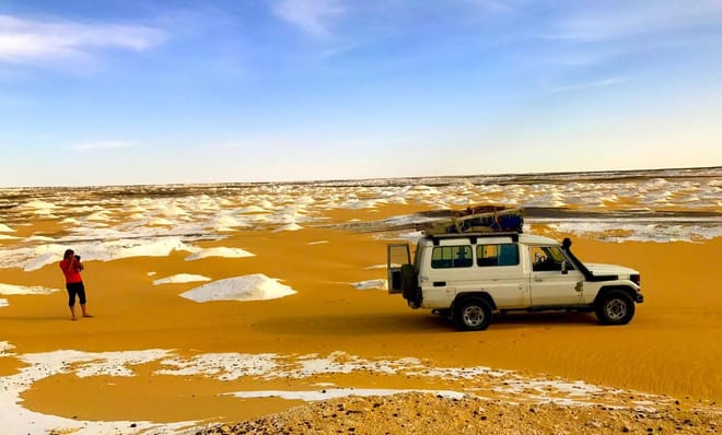 PrivateWhite & Black Desert & Bahariya Oasis : Private Adventure (8 Days)