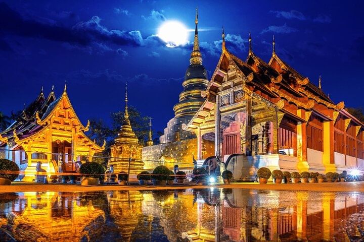 Chiang Mai Temples and Market Tuk Tuk Night Tour