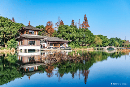 Private Day Tour of UNESCO West Lake in Hangzhou
