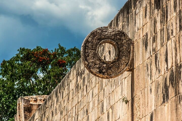 Self-Guided Audio Tour - Chichen Itza, the Greatness of the Mayas 10