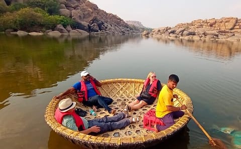 17-Day Cultural Tour of Ajanta Caves and Alappuzha Backwaters