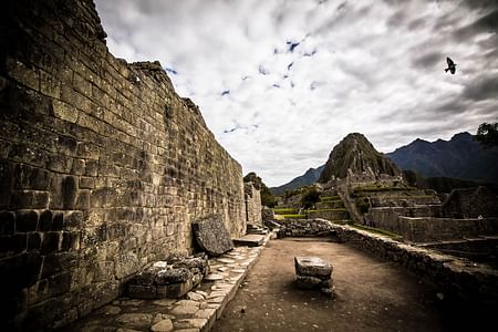 Inca Empire Adventure: Explore Sacred Valley & Machu Picchu