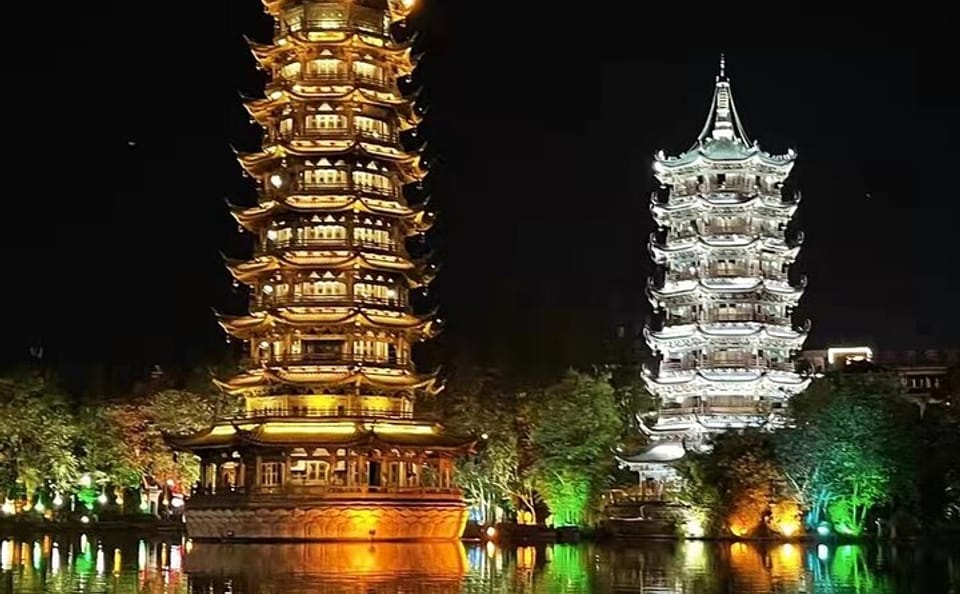 Guilin Four Lakes Night Cruise with Hotel Pickup