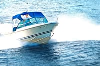 Speed Boat to Abo Munkar Island &amp; Water Sport Semi Private - Hurghada